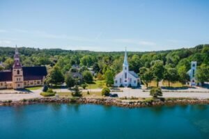 Parents Visiting Students in Nova Scotia – How to Make the Most of Your Stay